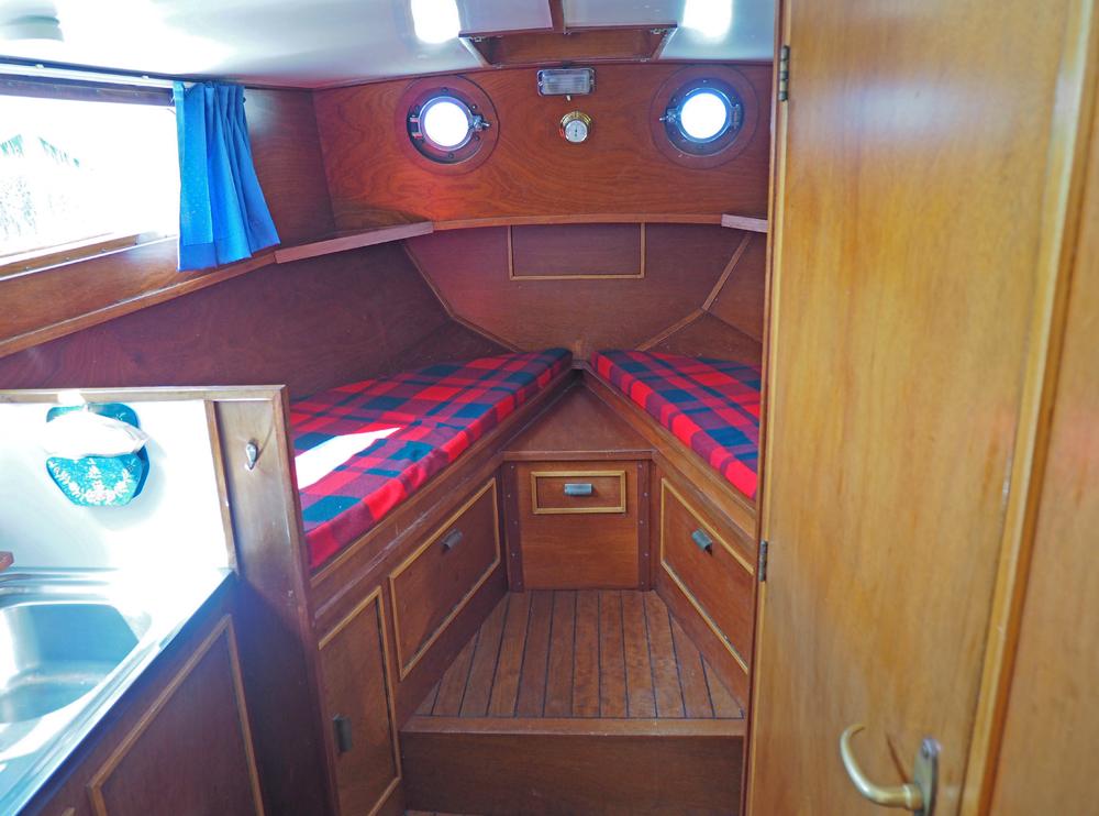 Fore ship, Accommodation